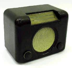 Bakelite radio, by Bush