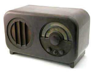 Ekco AC 85 brown bakelite radio