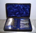 Cased Set of Six Solid Silver Teaspoons1892 London