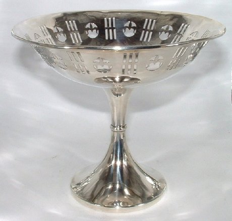 Silver Pierced Tazza / Footed Bowl. Makers Deakin & Francis