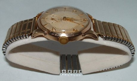 Gentleman's 9ct Gold Case, Smiths Delux Wristwatch.