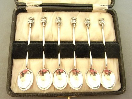 BOXED SET OF SILVER LINCOLN IMP COFFEE SPOONS