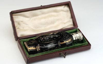 BOXED FRENCH BLACK AMETHYST SCENT PERFUME BOTTLE