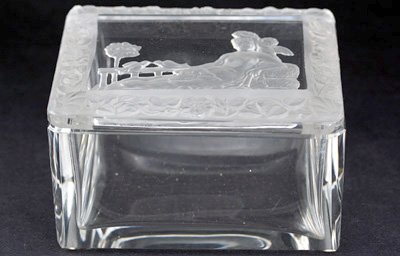 DECO CUT GLASS BOX with ETCHED FIGURAL & DOVES LID