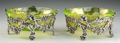 PAIR SILVER SALTS WITH URANIUM VASELINE GLASS LINERS