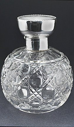 SPHERICAL CUT GLASS SCENT PERFUME BOTTLE SILVER TOP