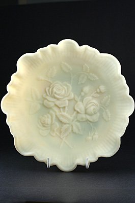 IMPERIAL OPEN ROSE OPAQUE DOE SKIN CARNIVAL GLASS BOWL
