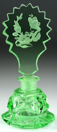 DECO GREEN CUT GLASS SCENT PERFUME BOTTLE WITH ACID ETCHED STOPPE