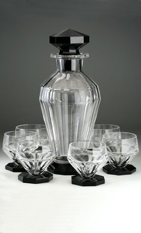 DECO VAL ST. LAMBERT BLACK & CLEAR CRYSTAL DECANTER & SIX GLASSES