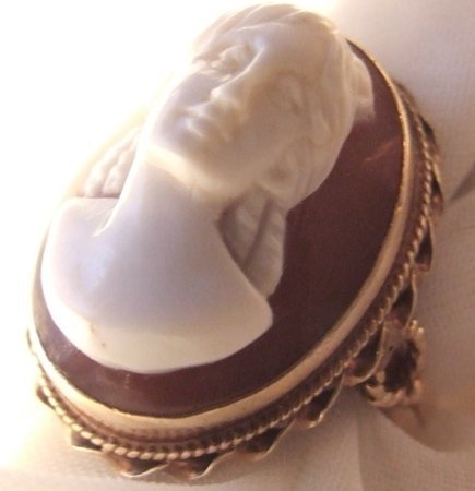 ANTIQUE VICTORIAN HIGH RELIEF CARVED CAMEO RING