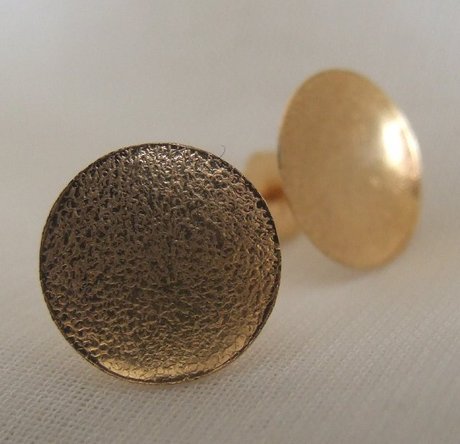 Vintage 14ct Yellow Gold Stippled Effect Disc Stud Earrings