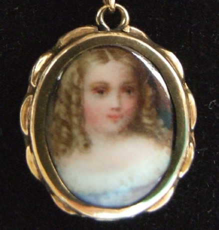Fine GEORGIAN Antique Gold Mourning Portrait Miniature Necklace