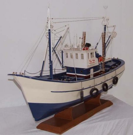 Large model of French tuna boat