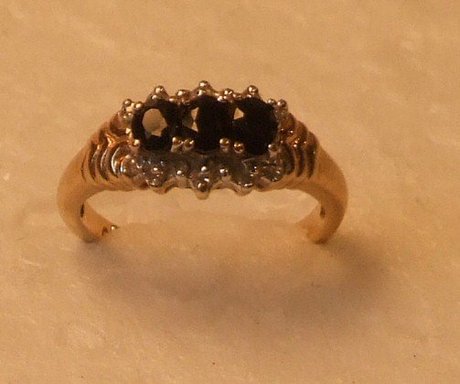 Antique saphire and diamond ring