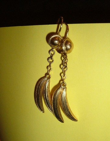 Vintage Bunches of Bananas Gold Dropper Earrings