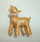 Vintage Textured 14ct Gold Lamb Brooch with Pearls Choker