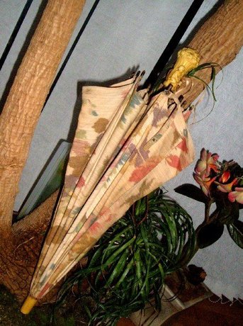 Vintage Parasol Umbrella in Ivory and Gold with Decorative Handle