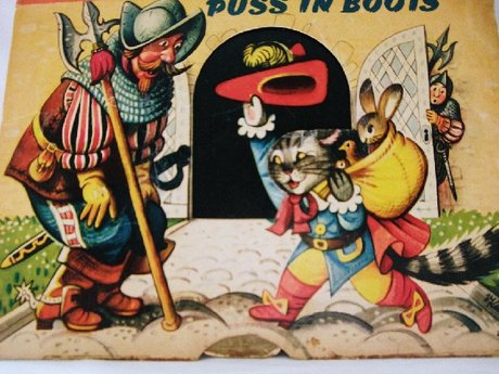 PUSS IN BOOTS POPUP BOOK
