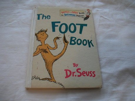 THE FOOT BOOK  DR SEUSS