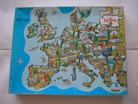 JIG MAP EUROPE VINTAGE WADDINGTON SHAPED PUZZLE