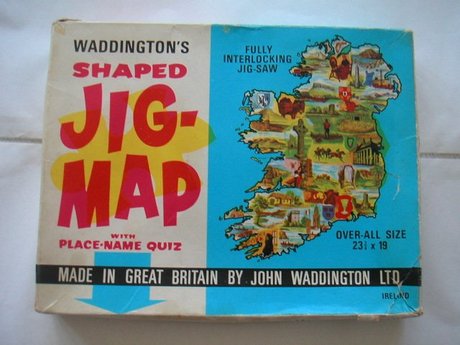 JIG MAP IRELAND VINTAGE WADDINGTON SHAPED PUZZLE