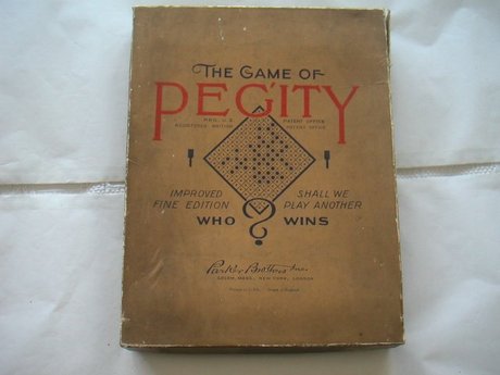 PEGITY - the game  Parker Bros. 