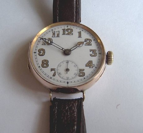 WW1 gentlemens gold wristwatch
