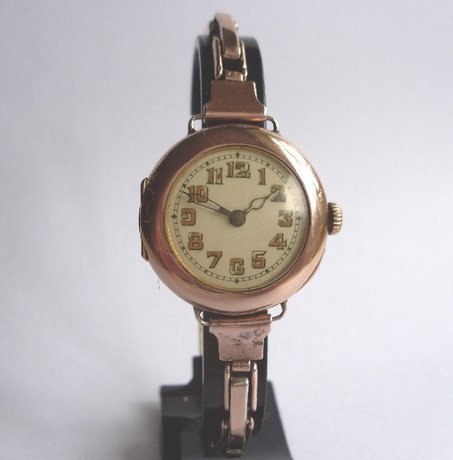 Ladies 9ct gold Rolex wristwatch