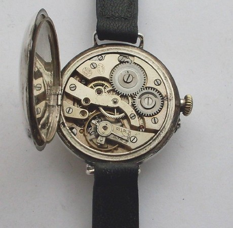 WW1 S&Co men's silver wristwatch.