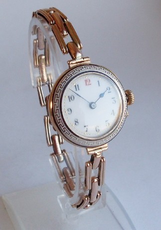WW1 Ladies gold & enamel wristwatch.