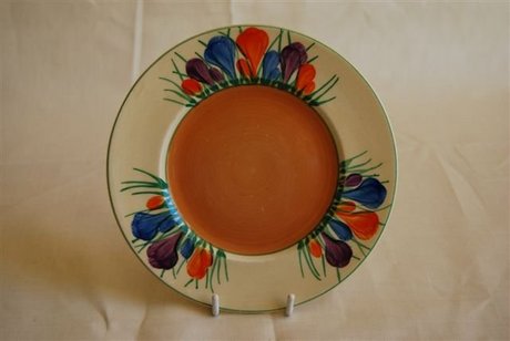 An Autumn Crocus tea plate