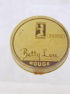 Rouge Tin Compact