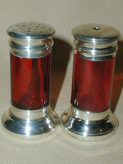 Cranberry Salt & Pepper Pots