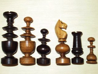 Regence Chess Set