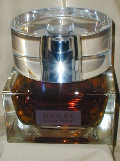 Gucci Factice