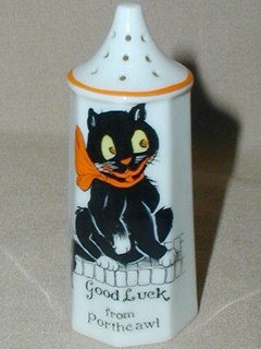 Salt Shaker Black Cat