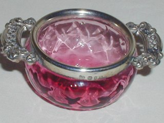 Cranberry Glass Quaich