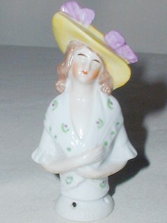 Picture Hat Half Doll