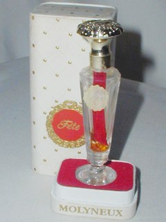 Fete Molyneux Perfume Bottle