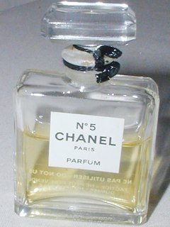 Chanel Factice Perfume
