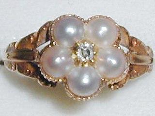Gold & Pearl Victorian Ring