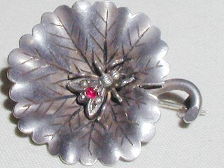 Silver Leaf & Fly Brooch