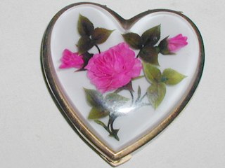 Heart Lucite Pink Rose Compact