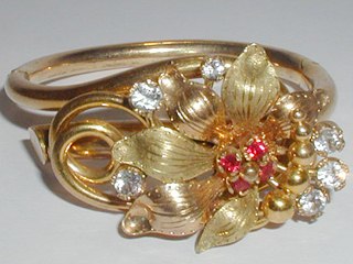 Stylised Flower Bangle Bracelet