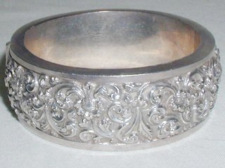 Silver Hinged Bangle Bracelet