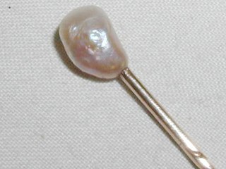 Gold Pearl Stick Pin