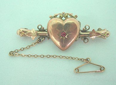 Victorian 9 ct Gold Heart Locket Brooch