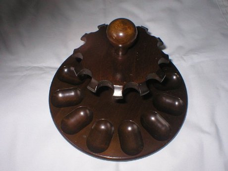 Solid Mahagony Vintage Pipe Holder Holds Twelve Pipes